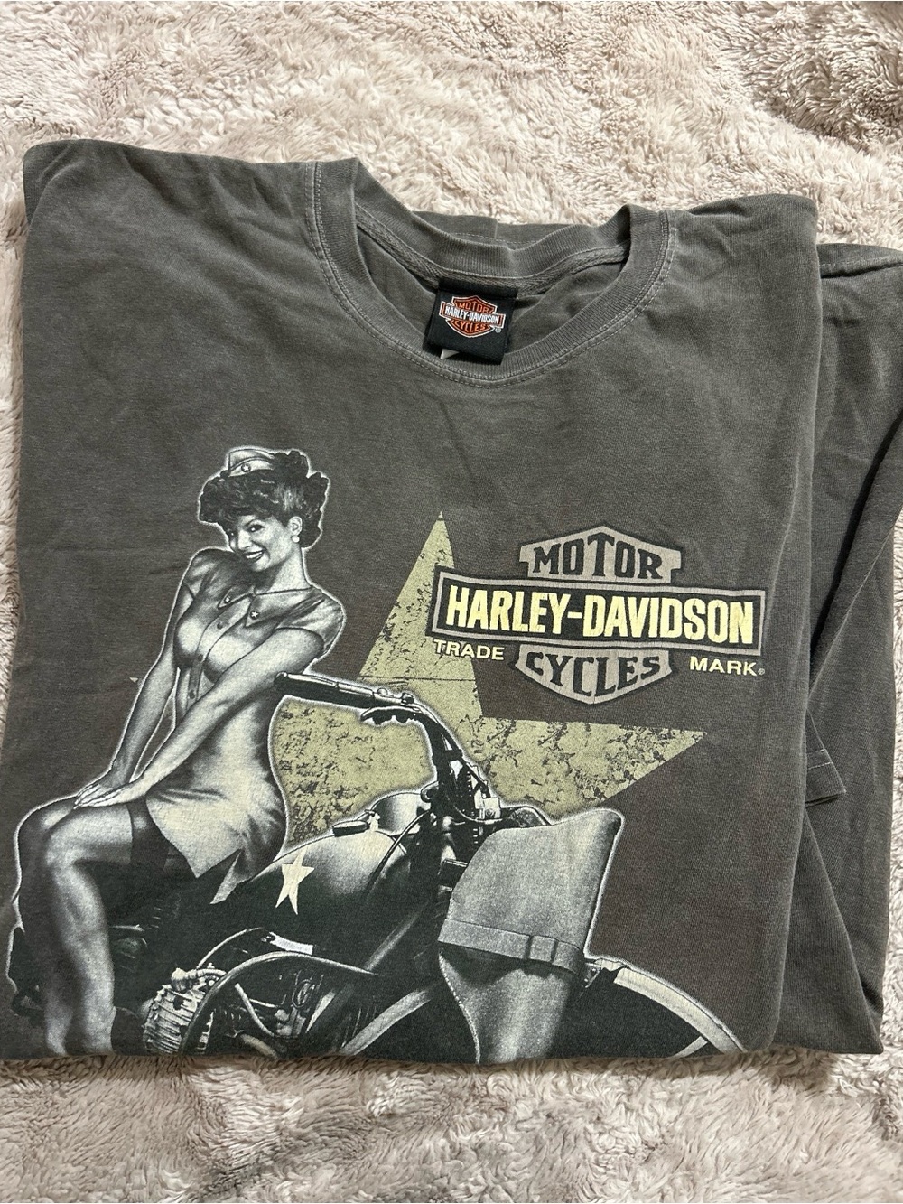 Harley-Davidson Gray Short Sleeve Tee with Yellow Logo